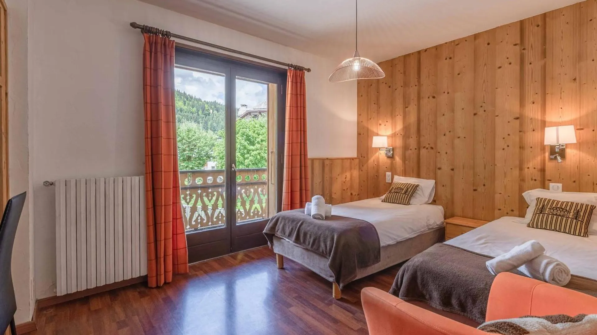 Apartment Appartement Spacieux Au Centre De Morzine, 14 Pers, A 100M Des Remontees Mecaniques, Animaux Acceptes - Fr-1-754-81