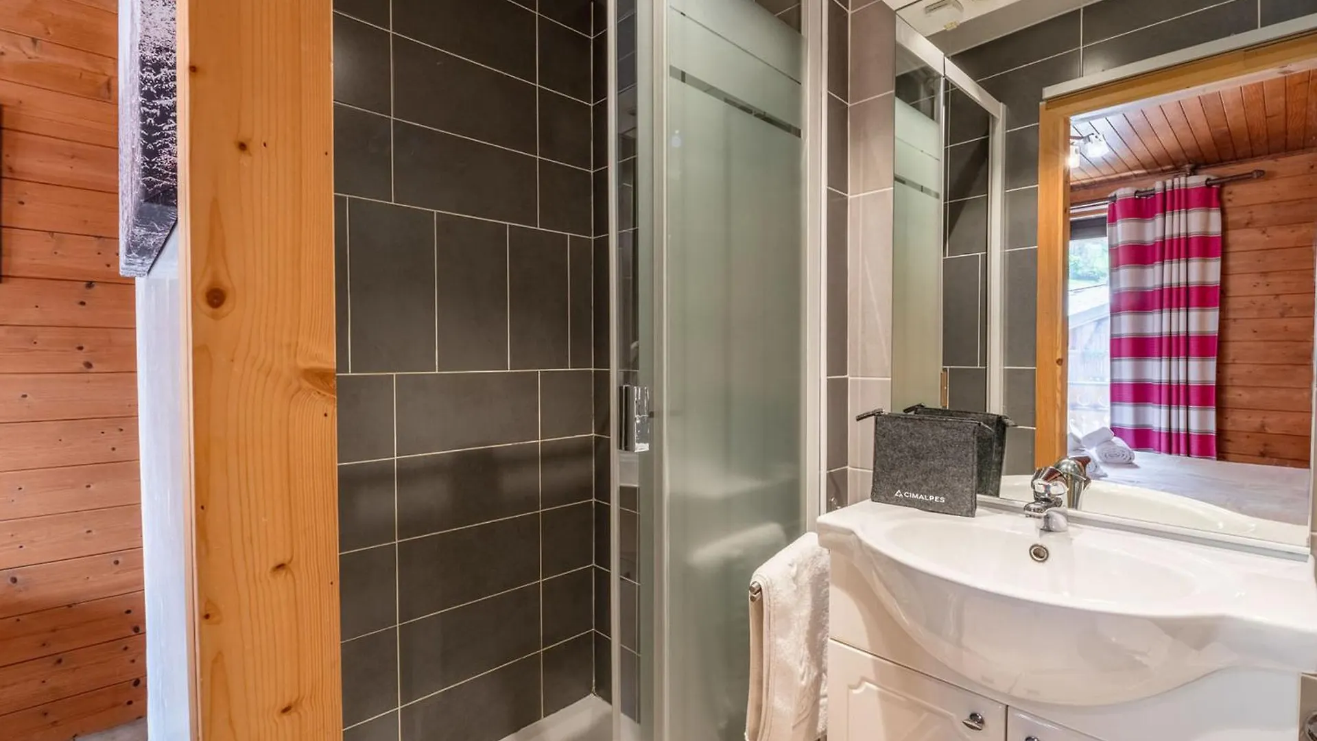 Appartement Spacieux Au Centre De Morzine, 14 Pers, A 100M Des Remontees Mecaniques, Animaux Acceptes - Fr-1-754-81 France